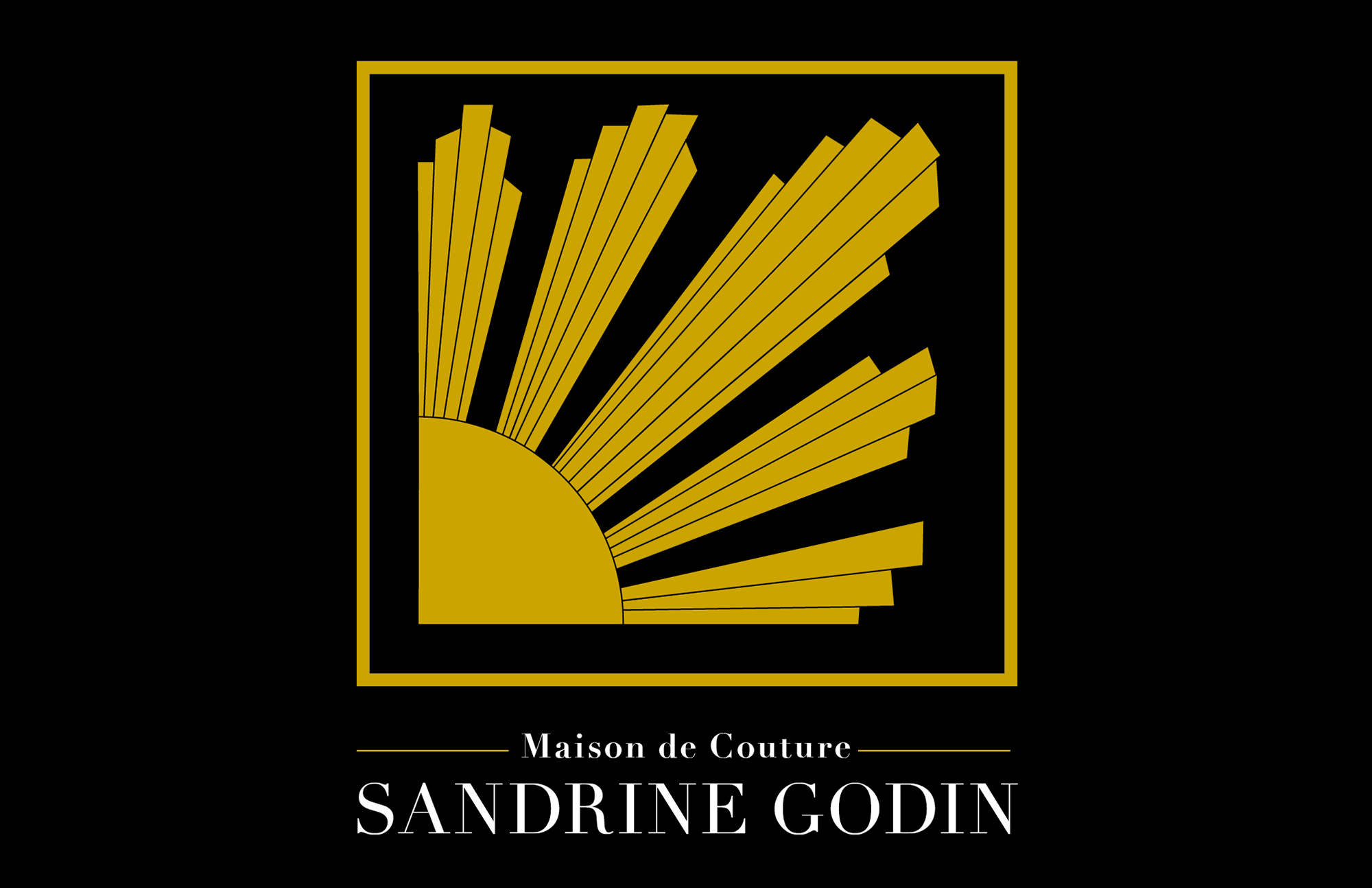 Logo et déclinaison pour Sandrine Godin, créatrice de robes de mariées